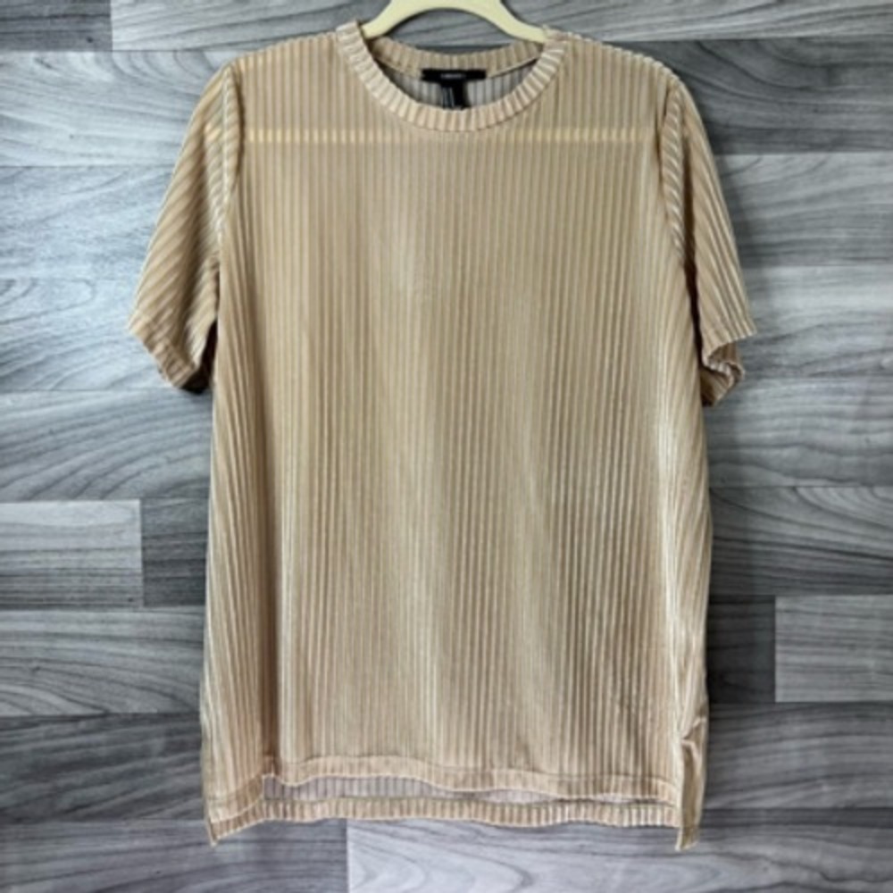 Forever 21 Womens Blouse Solid Beige Velour Short Sleeve Crew Neck‎ Boxy Fit M